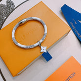 China Replica LV Bracelets 40usd Only